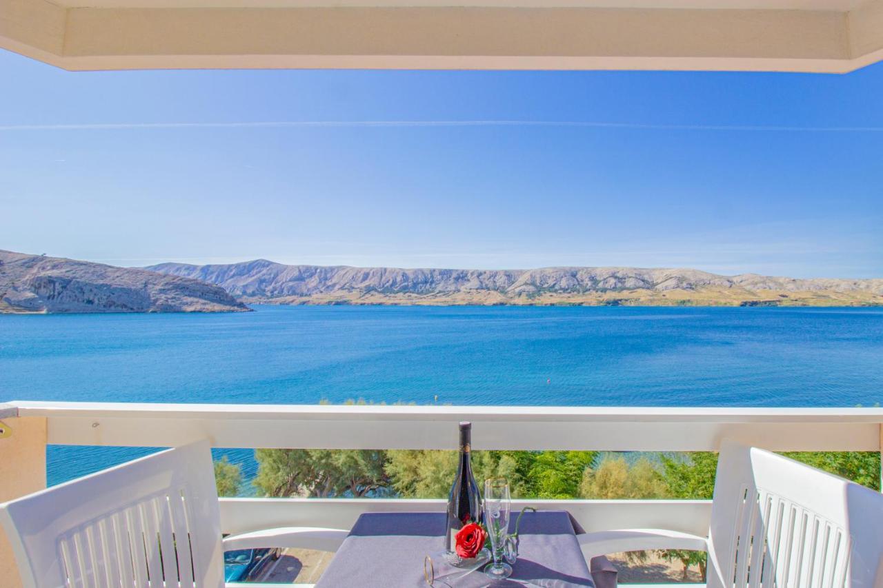 Galapagus Privat Beach & Boat Dock Lägenhet Metajna Exteriör bild